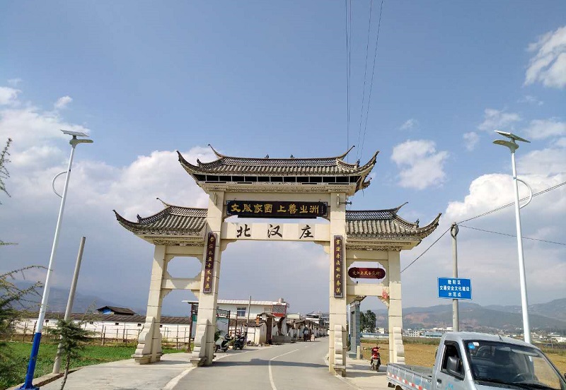 云南太陽能路燈-飛鶴燈工程