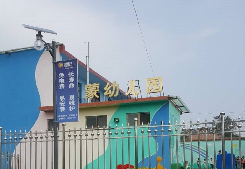 自然光感應太陽能路燈性能對比